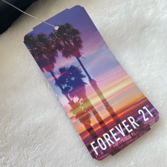 Forever 21 - One Piece Swimsuit - Picture 5 of 7